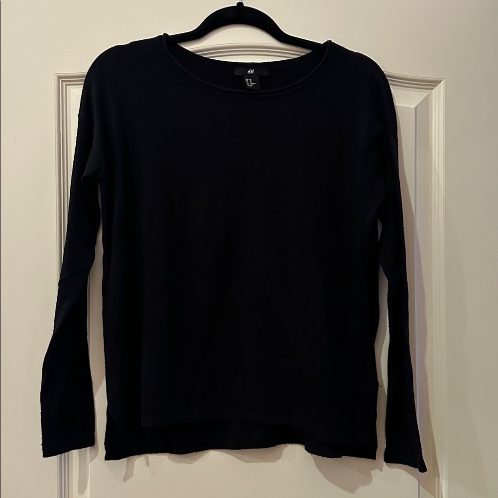 H&M Lightweight Black Sweater